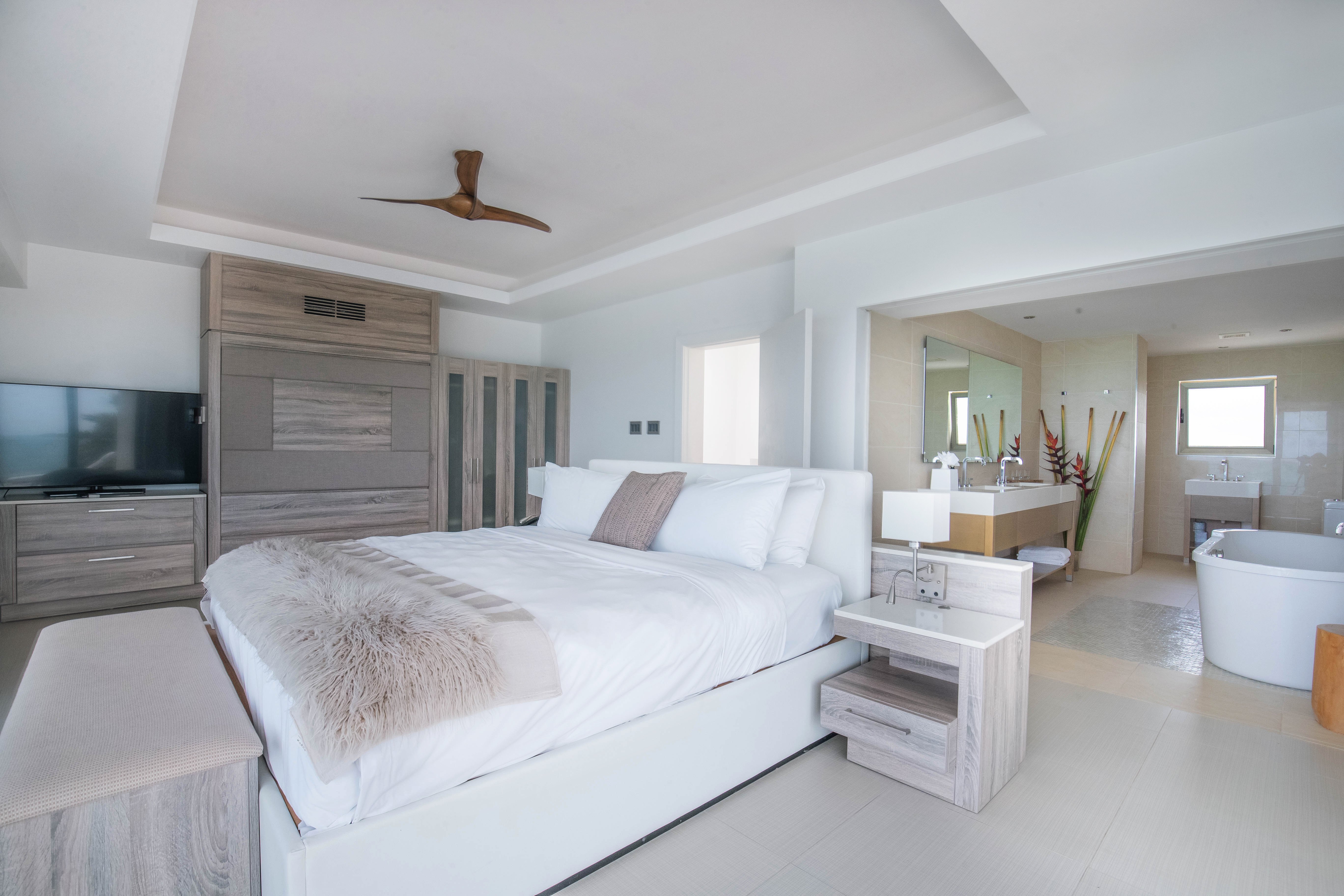 Hodges Bay Resort & Spa an HQ Luxury Resort Reside