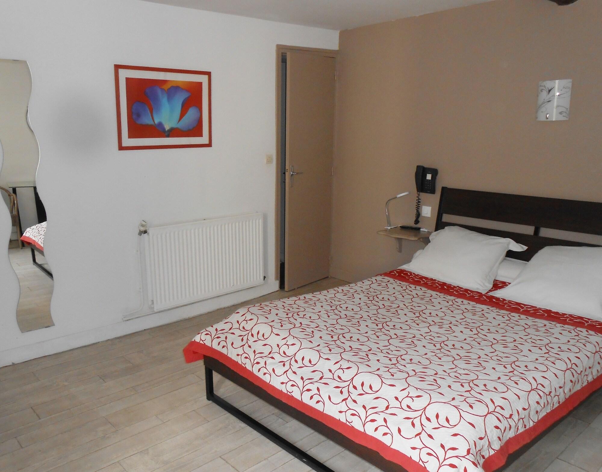 Hotel Restaurant le Palais Apt Luberon by null