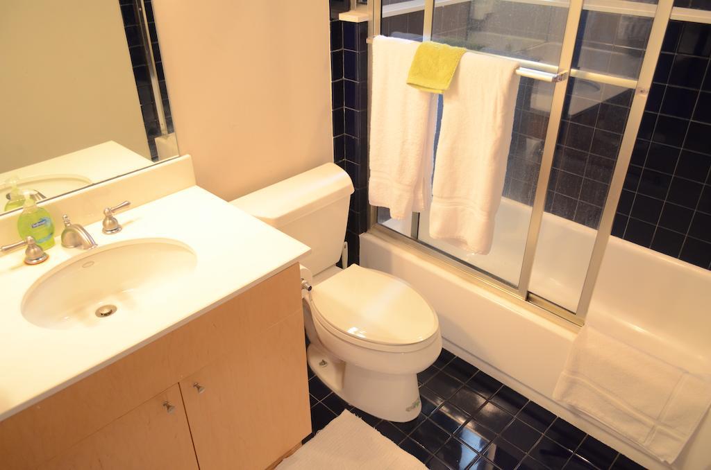 Modern B & B by null