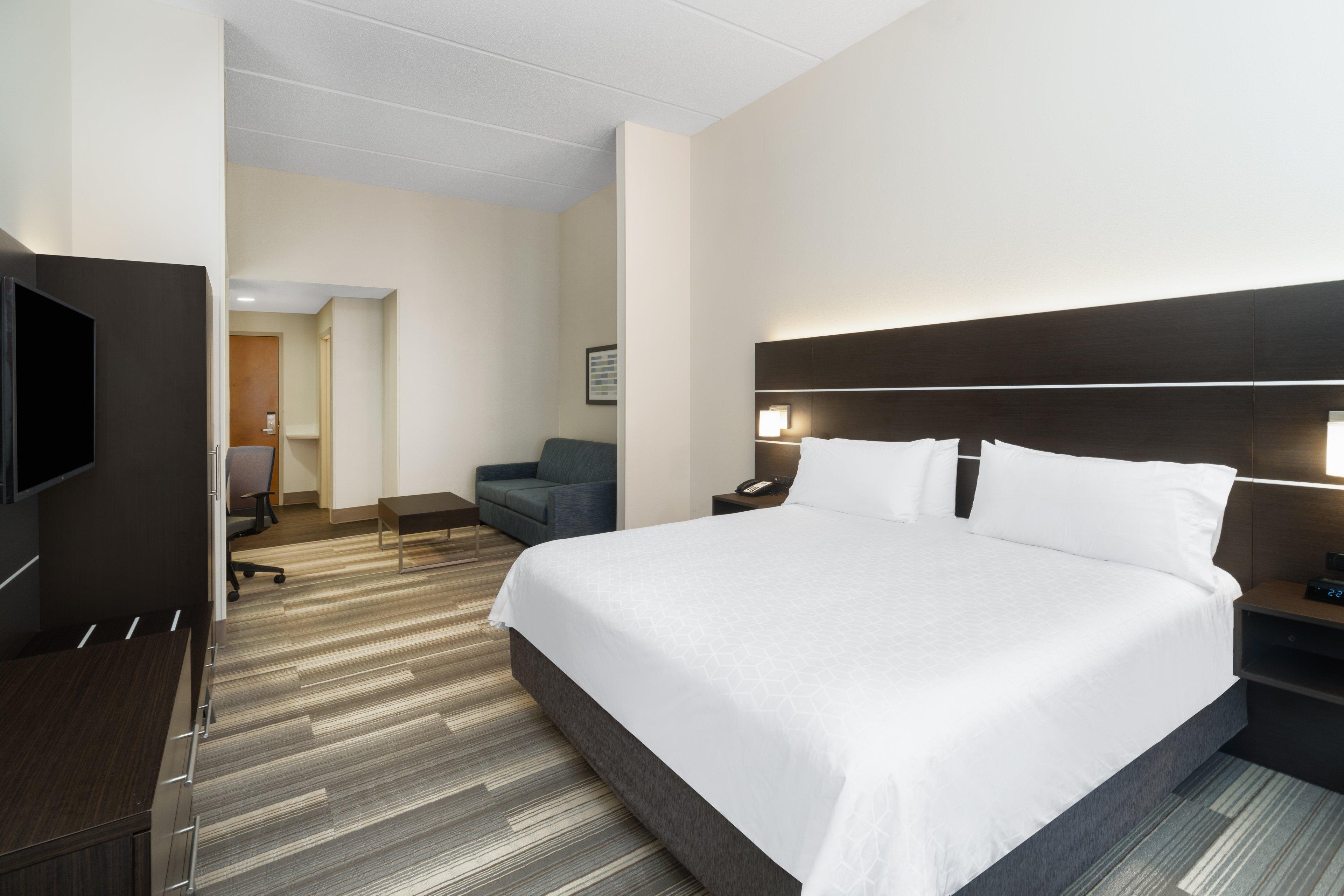 Holiday Inn Express Hotel & Suites Bluffton @ Hilt