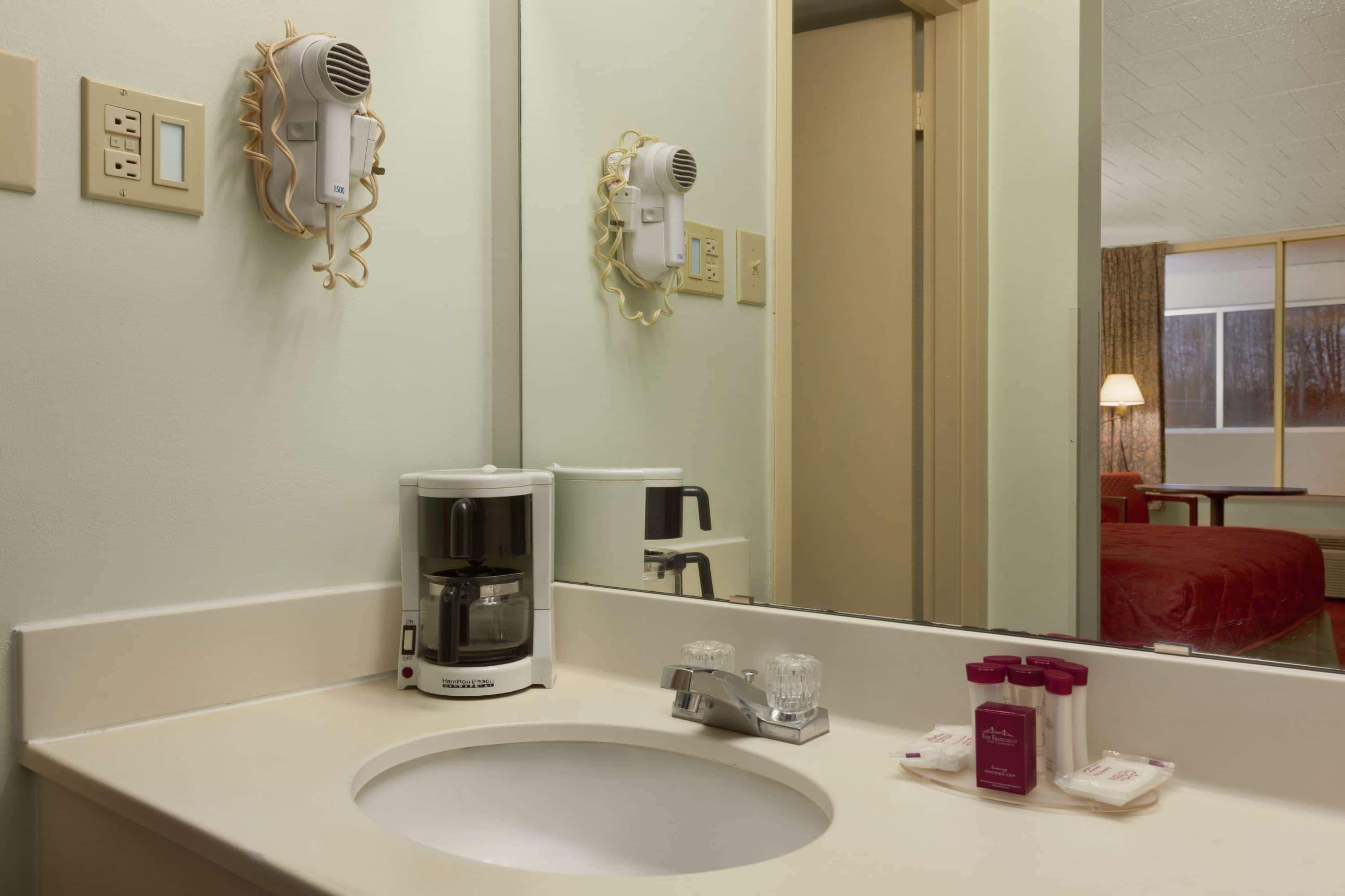 Ramada by Wyndham Hazleton