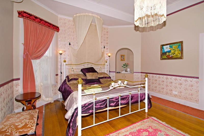 Bears Went Over the Mountain by null