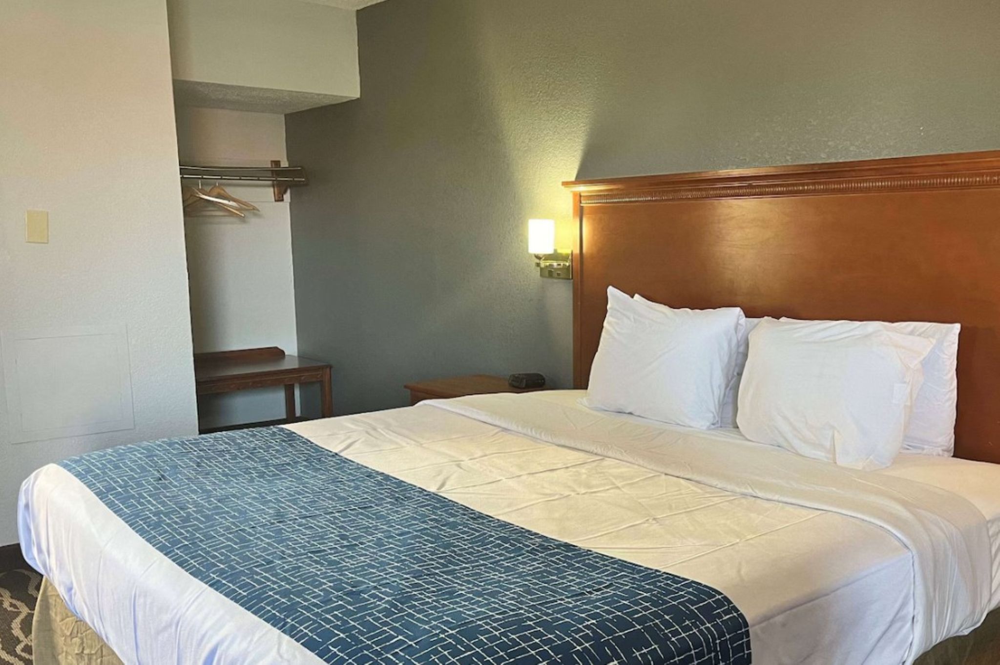 Travelodge by Wyndham Terre Haute