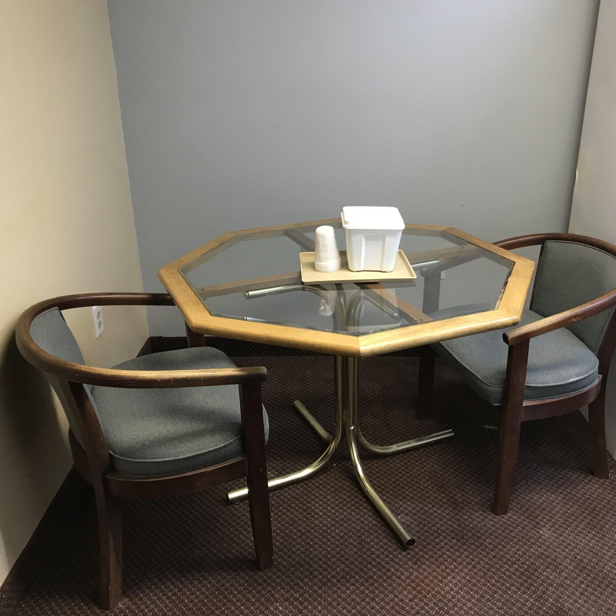 Americas Best Value Inn & Suites