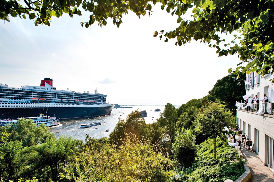 Louis C. Jacob, Hamburg, Autograph Collection by null