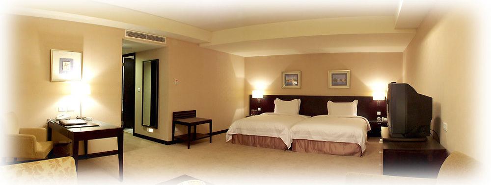 Lakeshore Hotel Hsinchu Metropolis by null