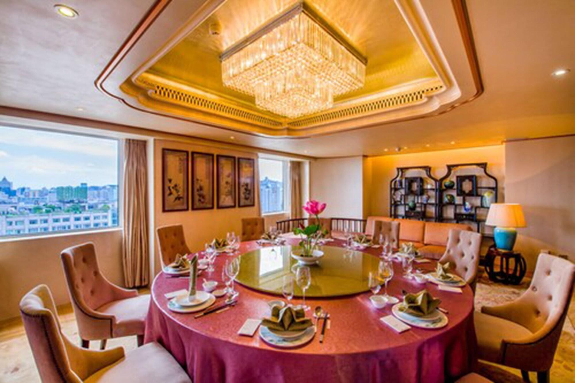 Xinqiao