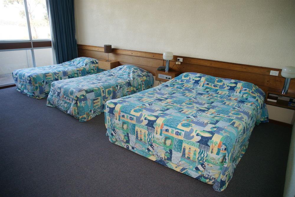 Bayside Hotel by null