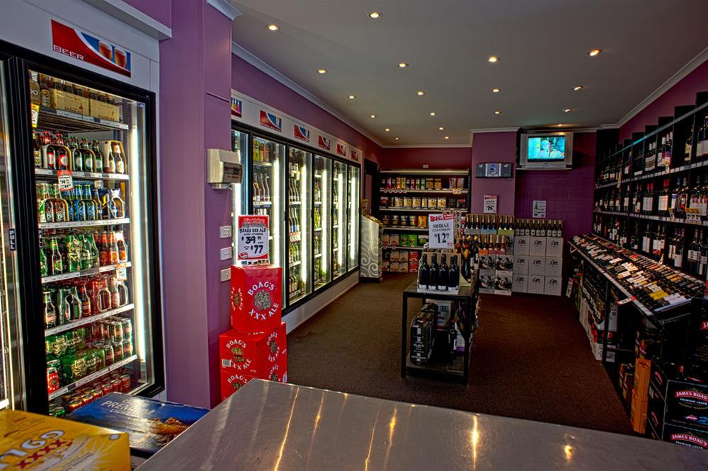 Bayside Hotel by null