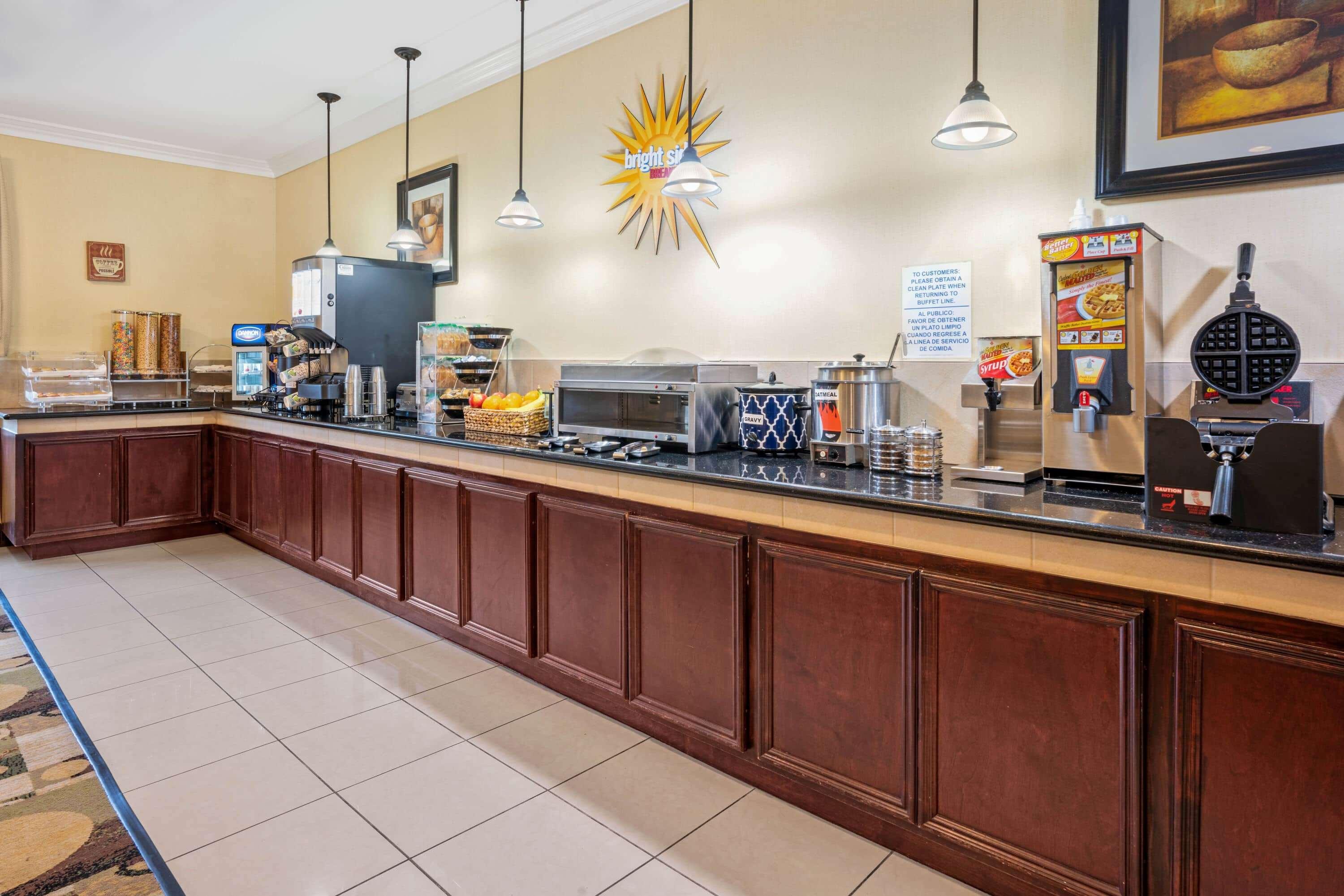 La Quinta Inn & Suites by Wyndham Houston-Magnolia