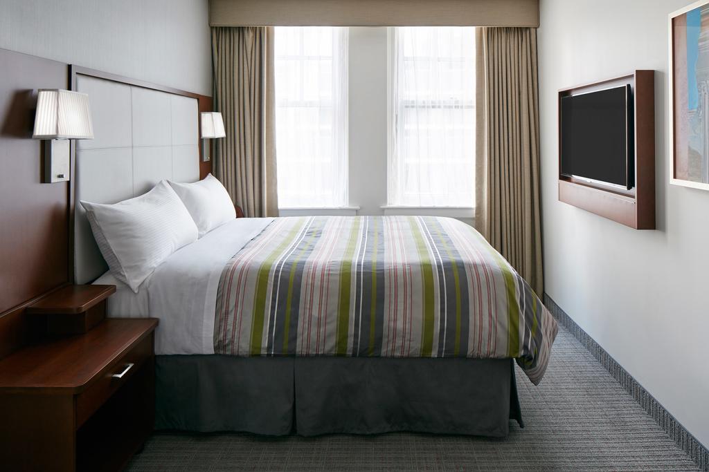 Club Quarters Hotel Downton, Houston by null