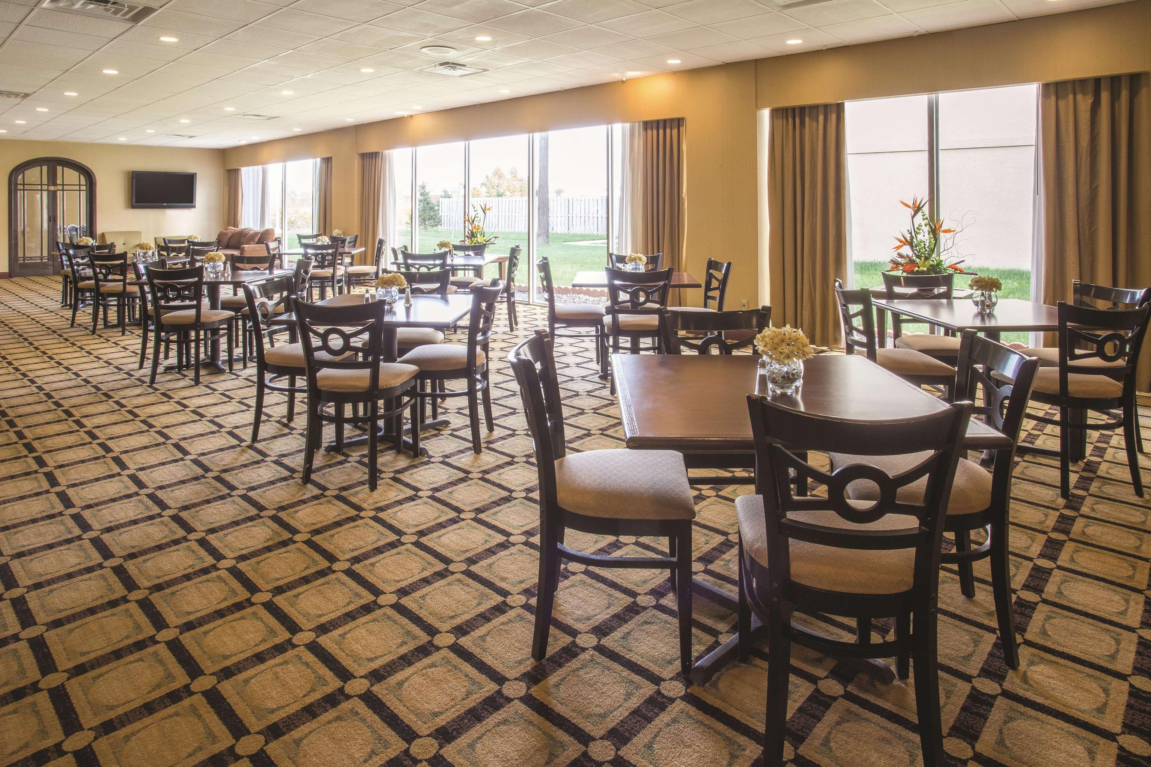 La Quinta Inn & Suites Indianapolis South