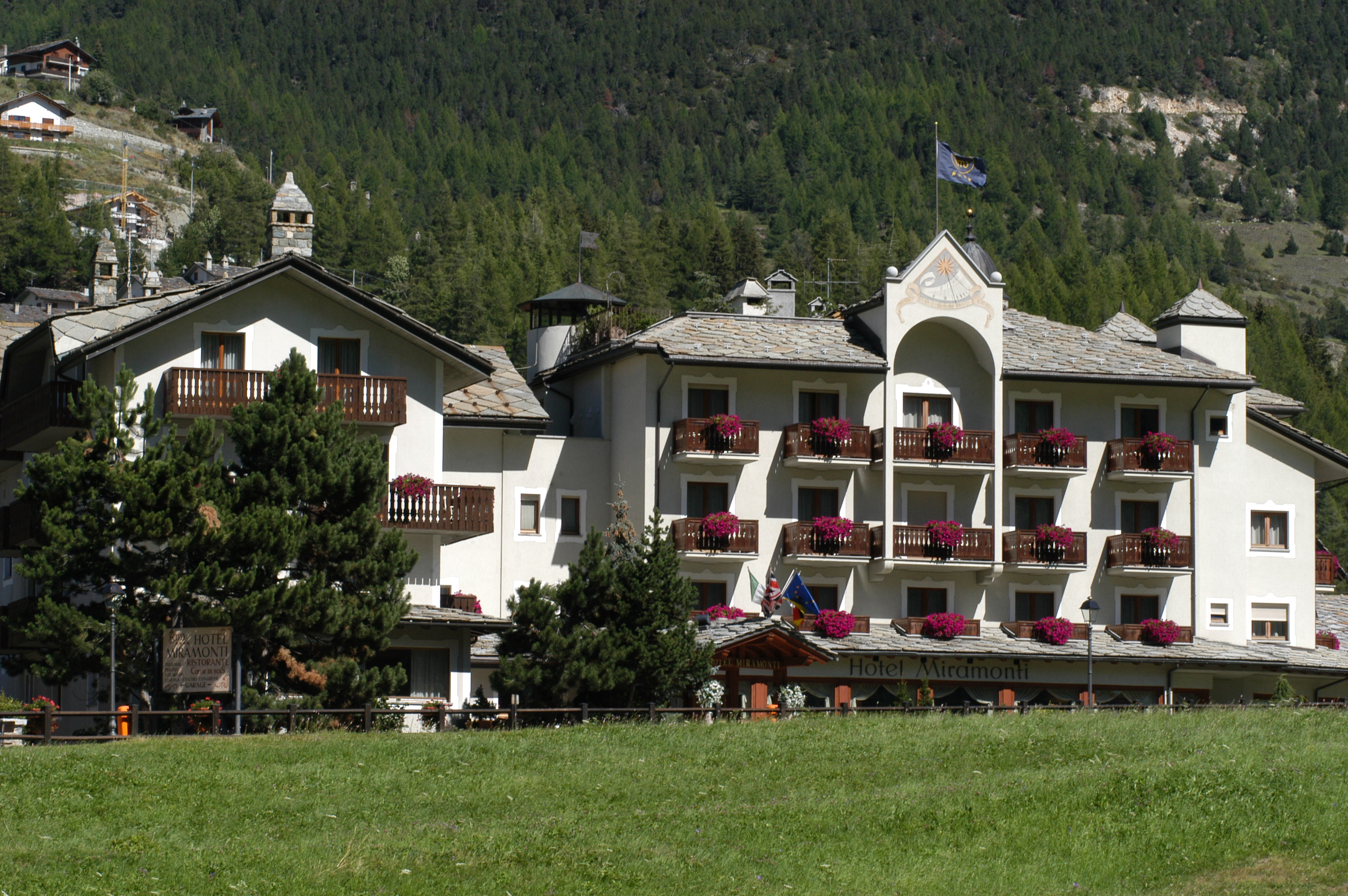 Hotel Miramonti by null