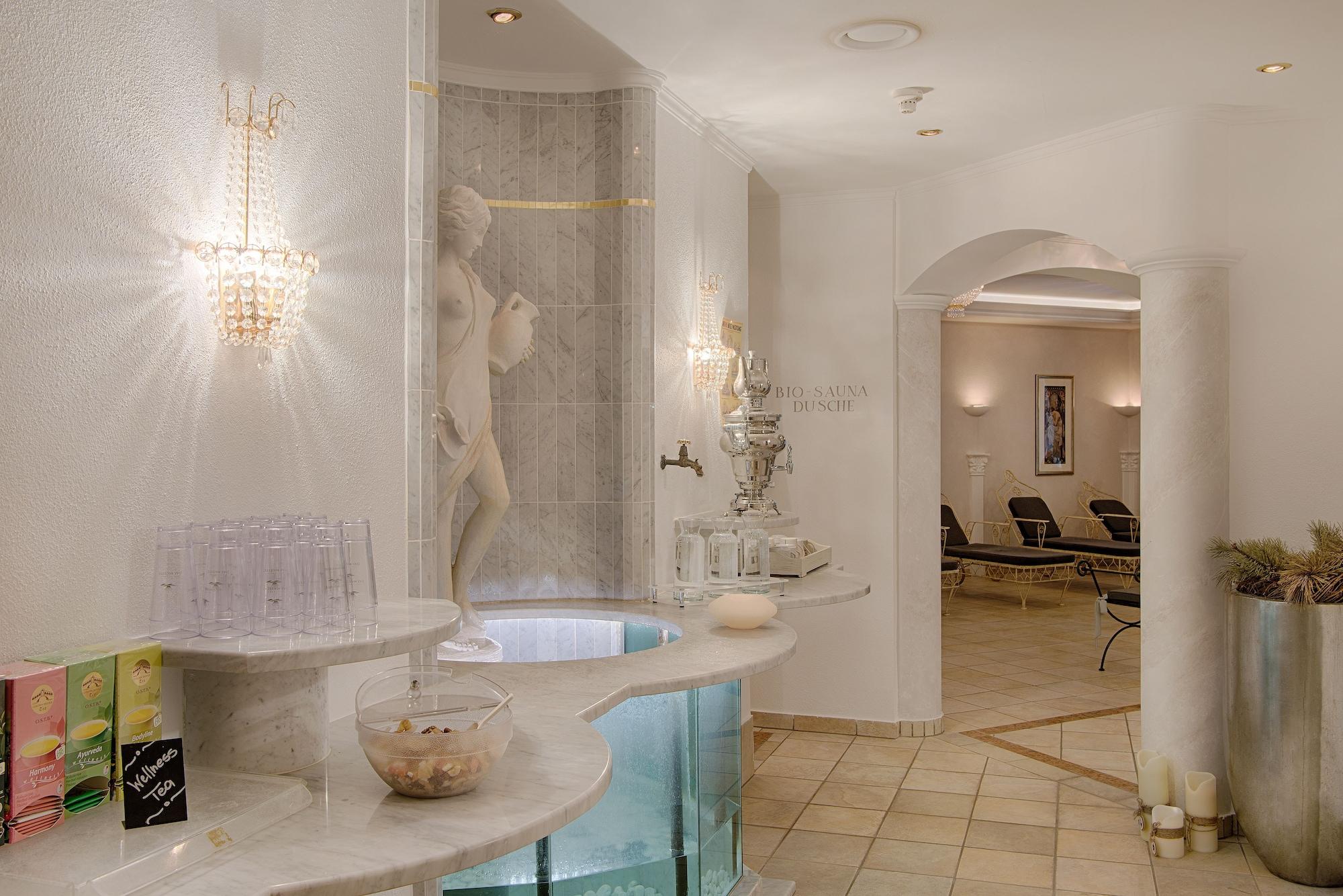 Hotel Majestic by null