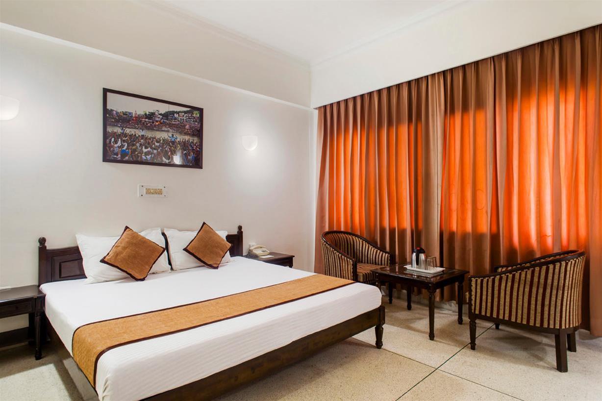 Alpana Hotel