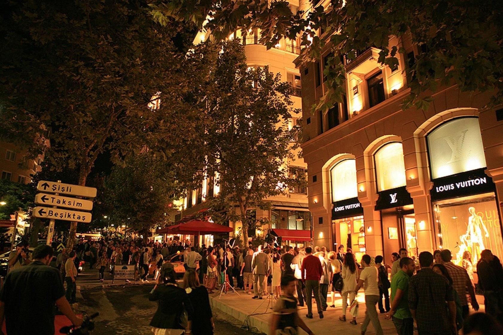 Inncity Hotel Nisantasi - Фото 2