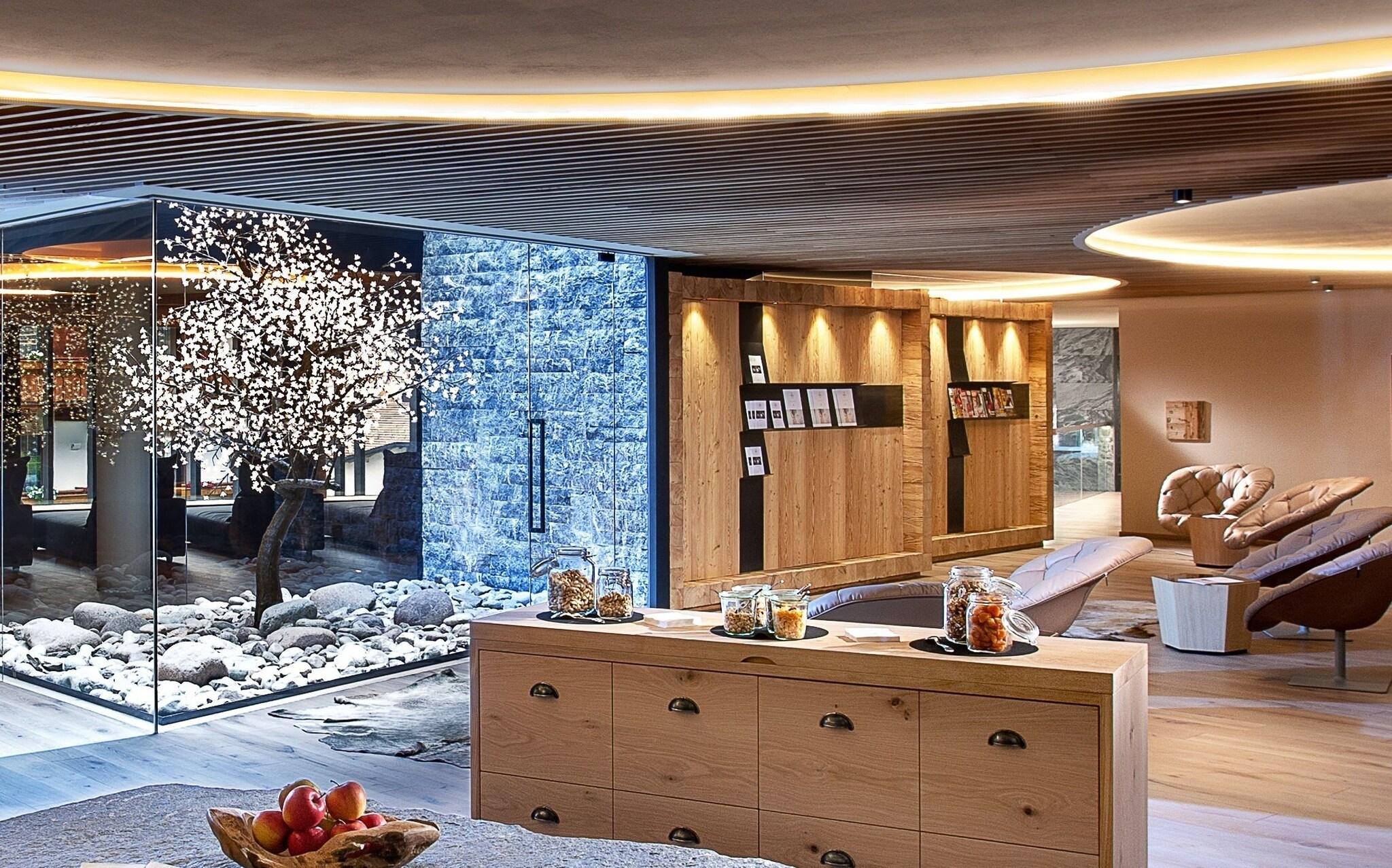 Gardena Grödnerhof Hotel & Spa by null