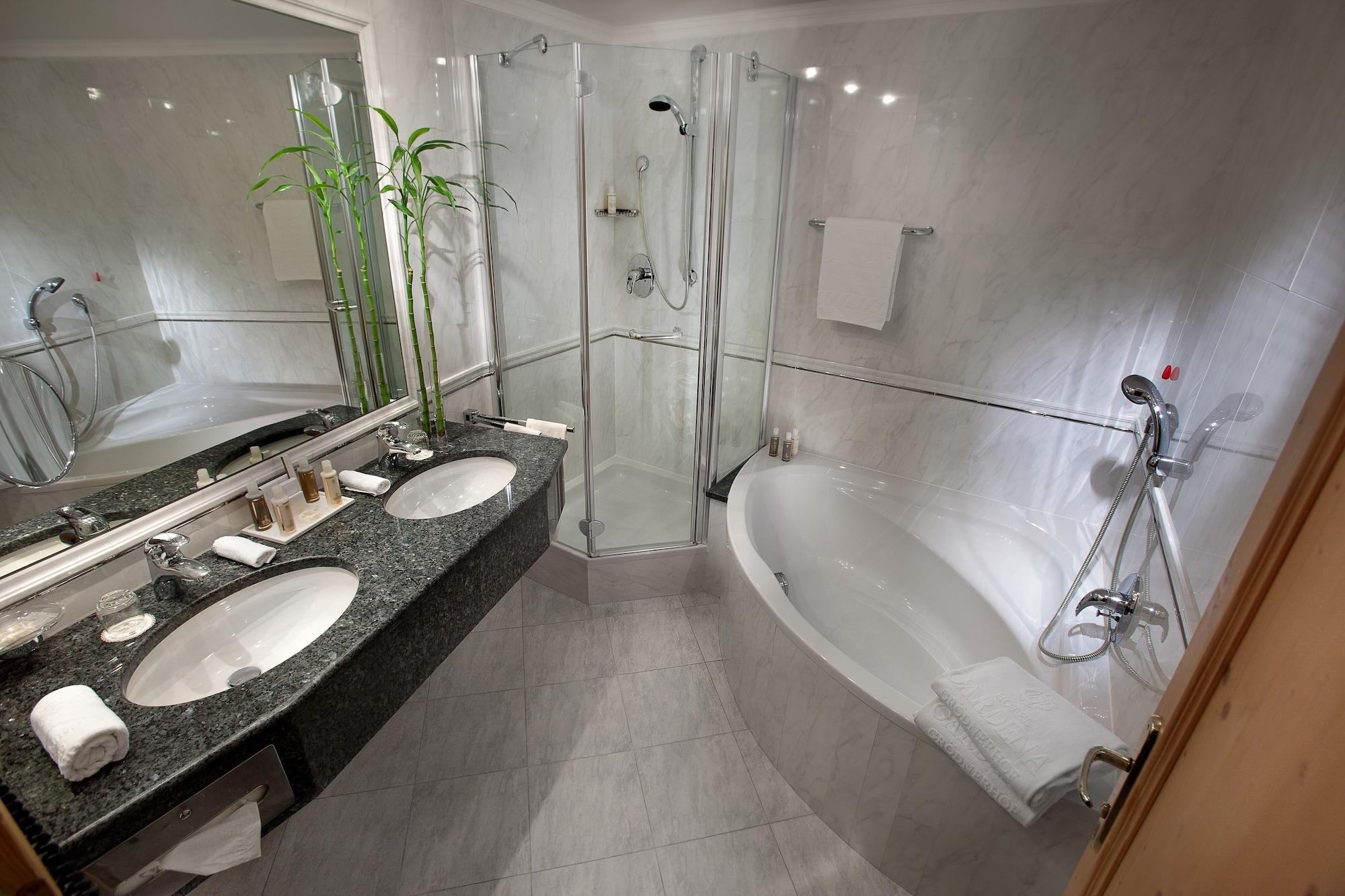Gardena Grödnerhof Hotel & Spa by null
