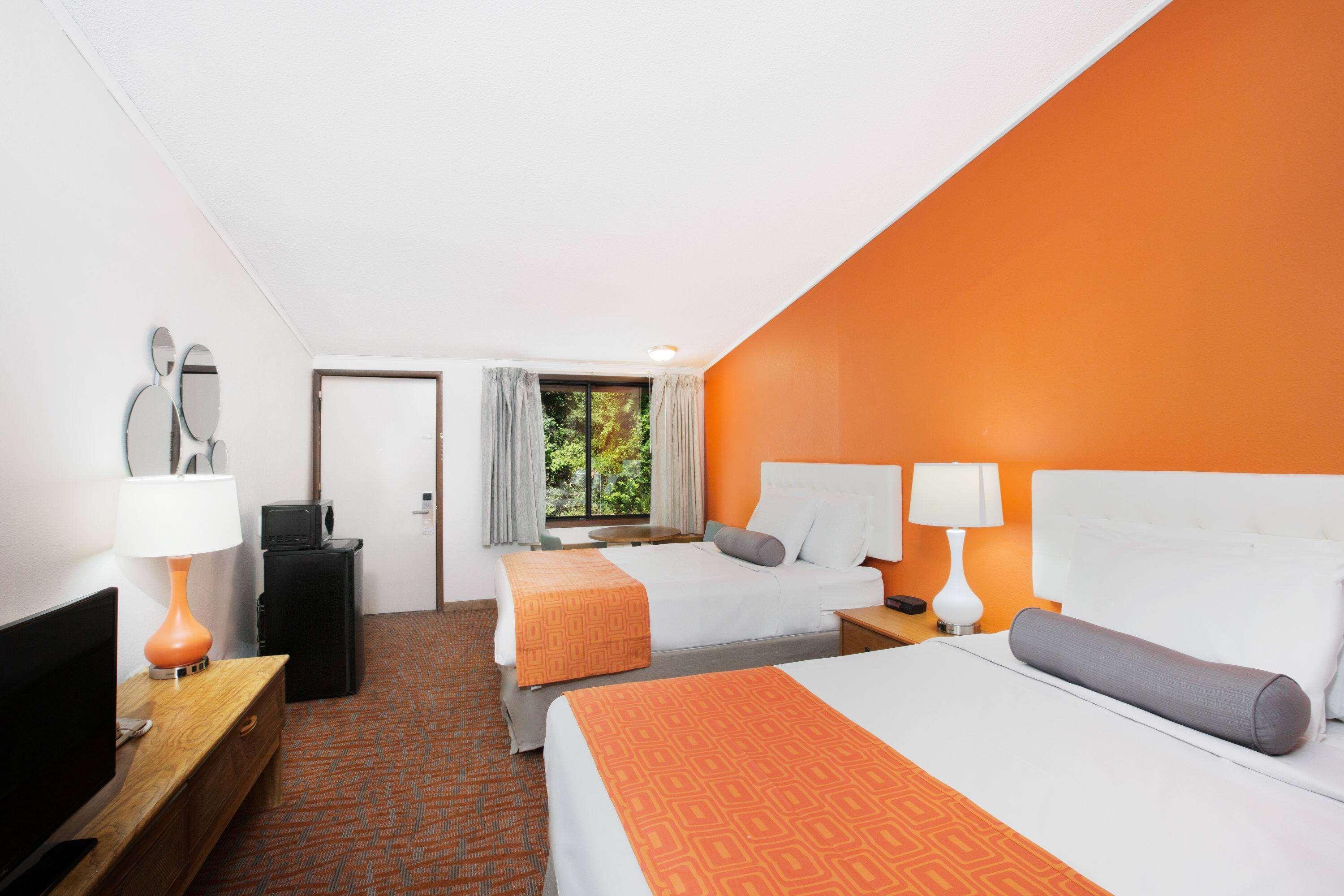 Howard Johnson By Wyndham Wilmington