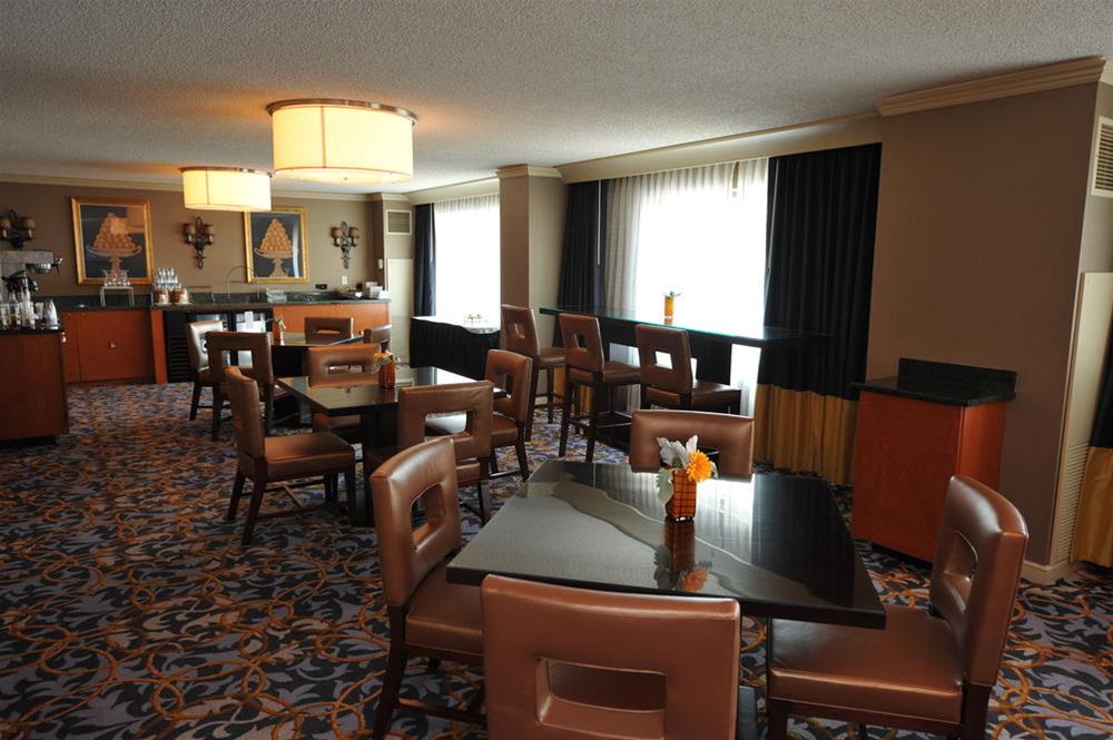 Indianapolis Marriott Downtown by null