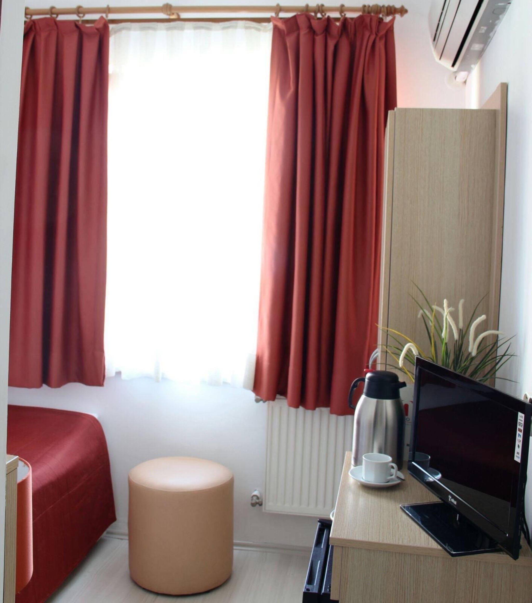 Payidar Suite