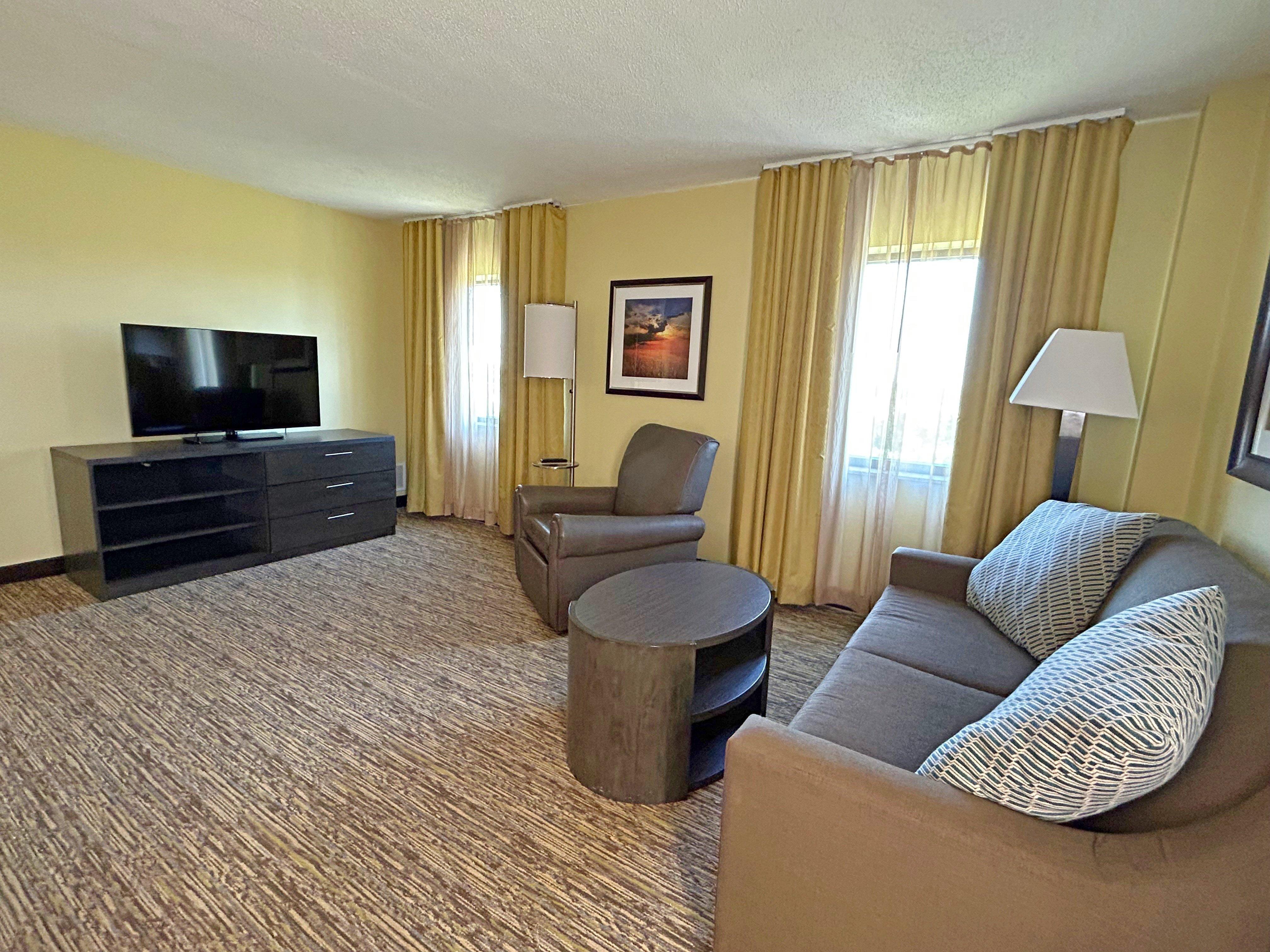 Candlewood Suites Indianapolis Downtown Medical Di