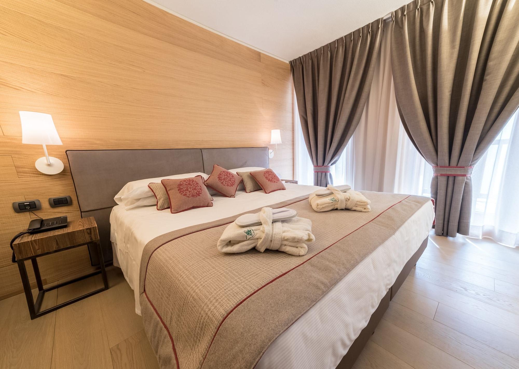 Hotel Excelsior Planet by null