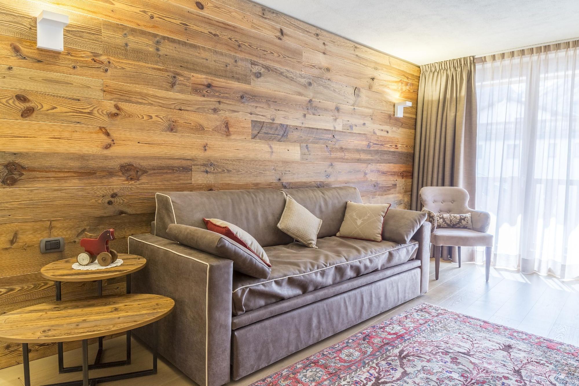 Hotel Excelsior Planet by null