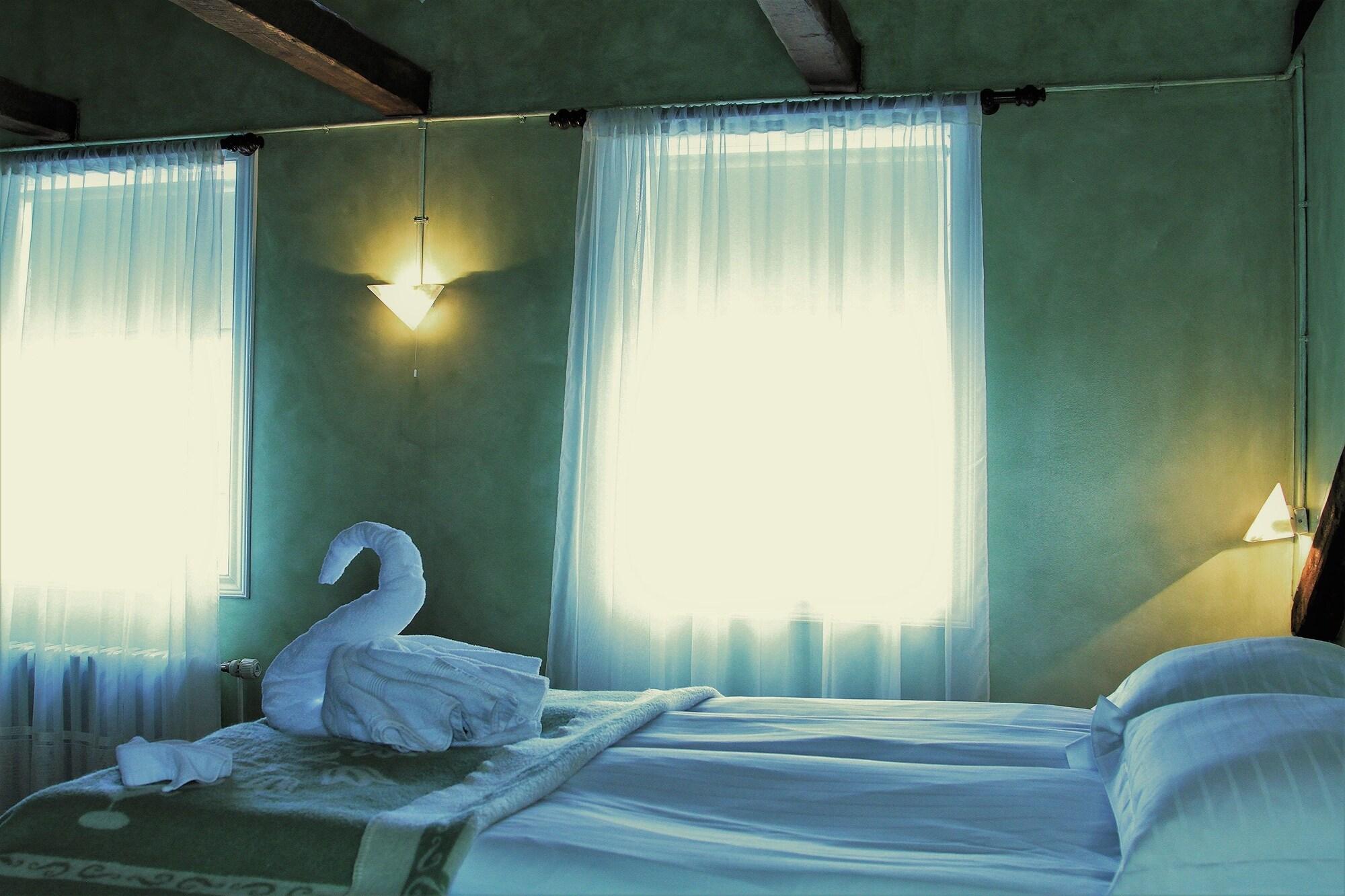 Arctic Hotels - Hótel Tindastóll & Annex by null