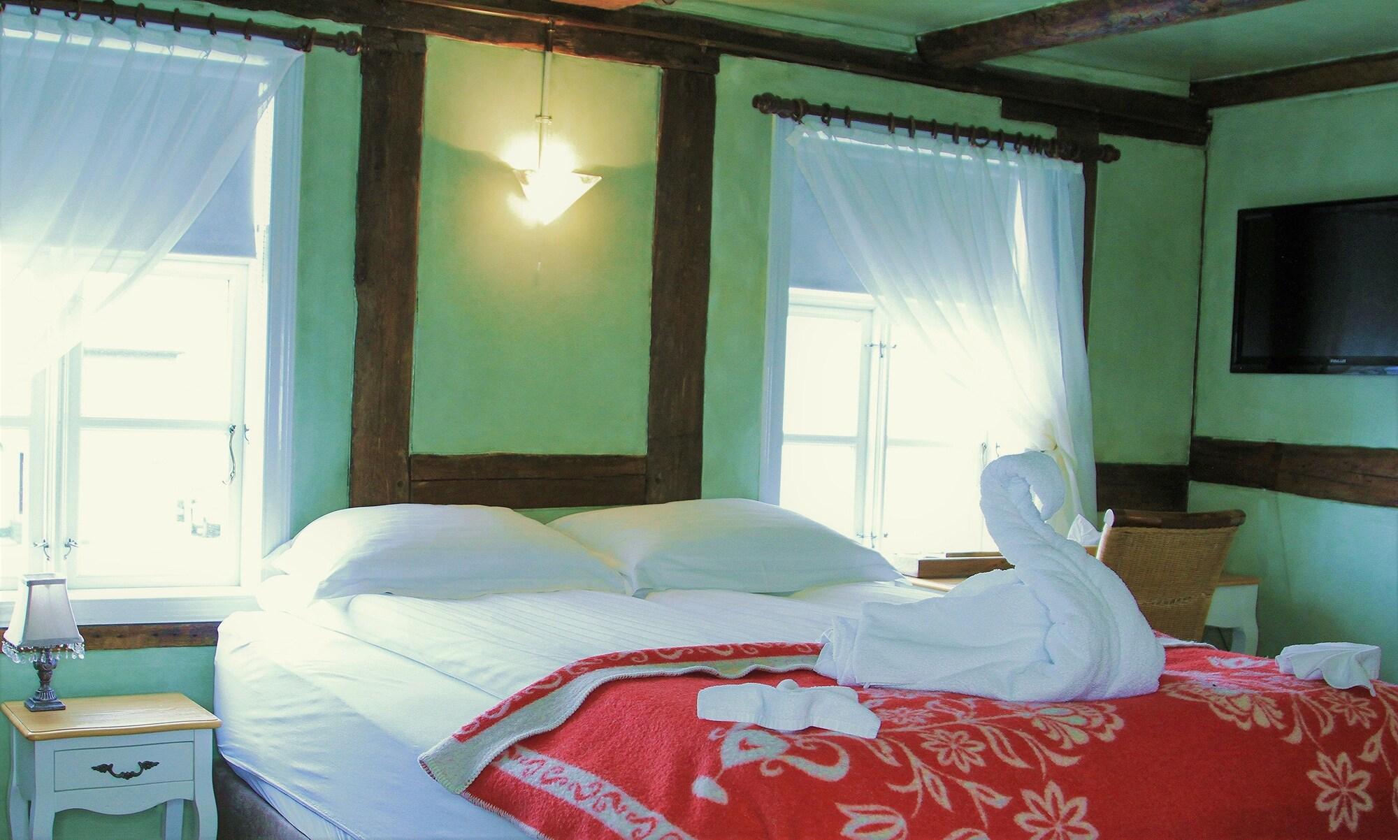 Arctic Hotels - Hótel Tindastóll & Annex by null