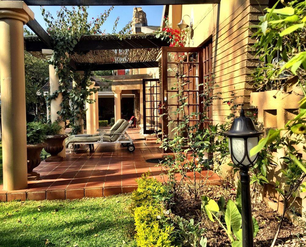 MacGregors Guest House image