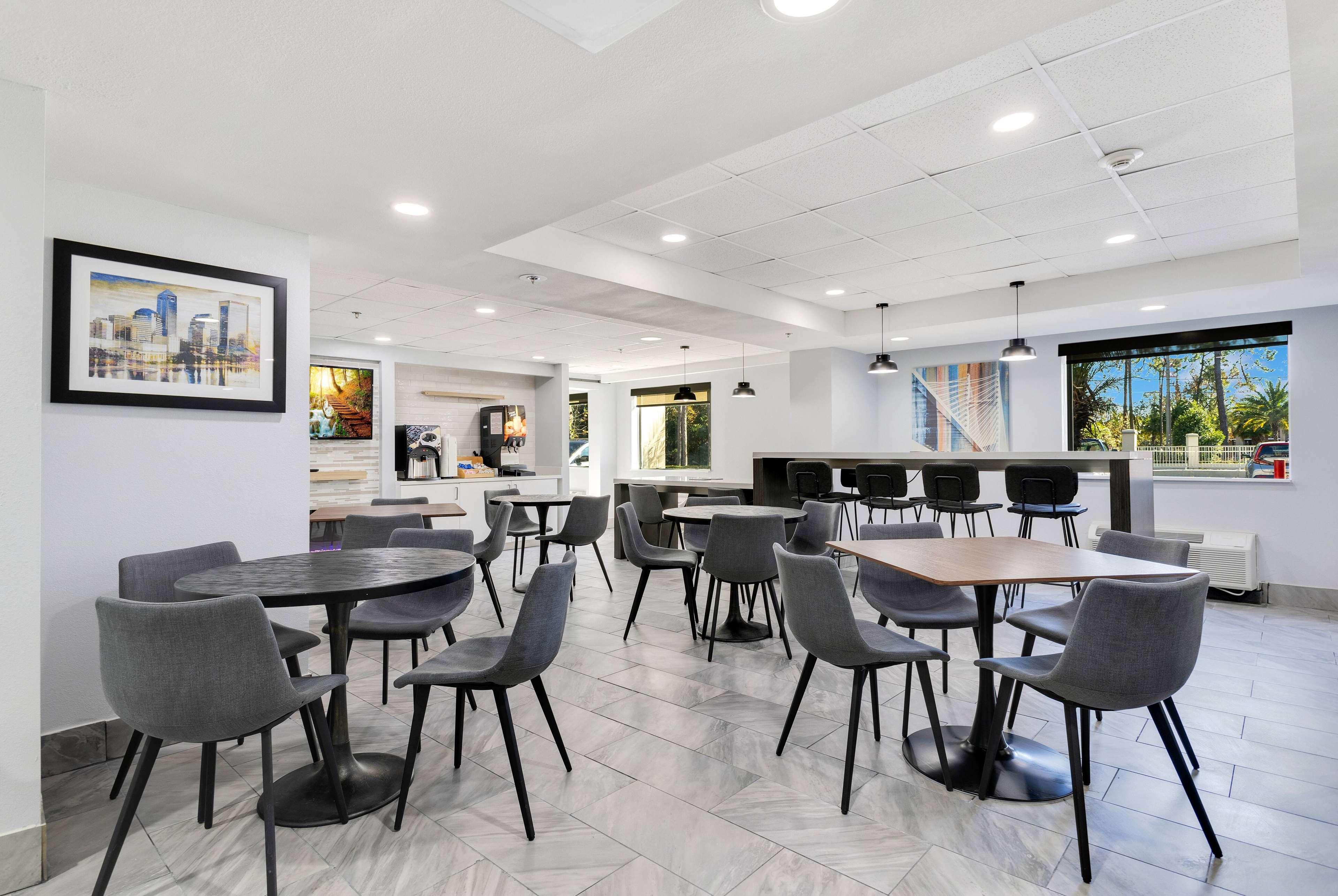 La Quinta Inn & Suites Jacksonville Mandarin