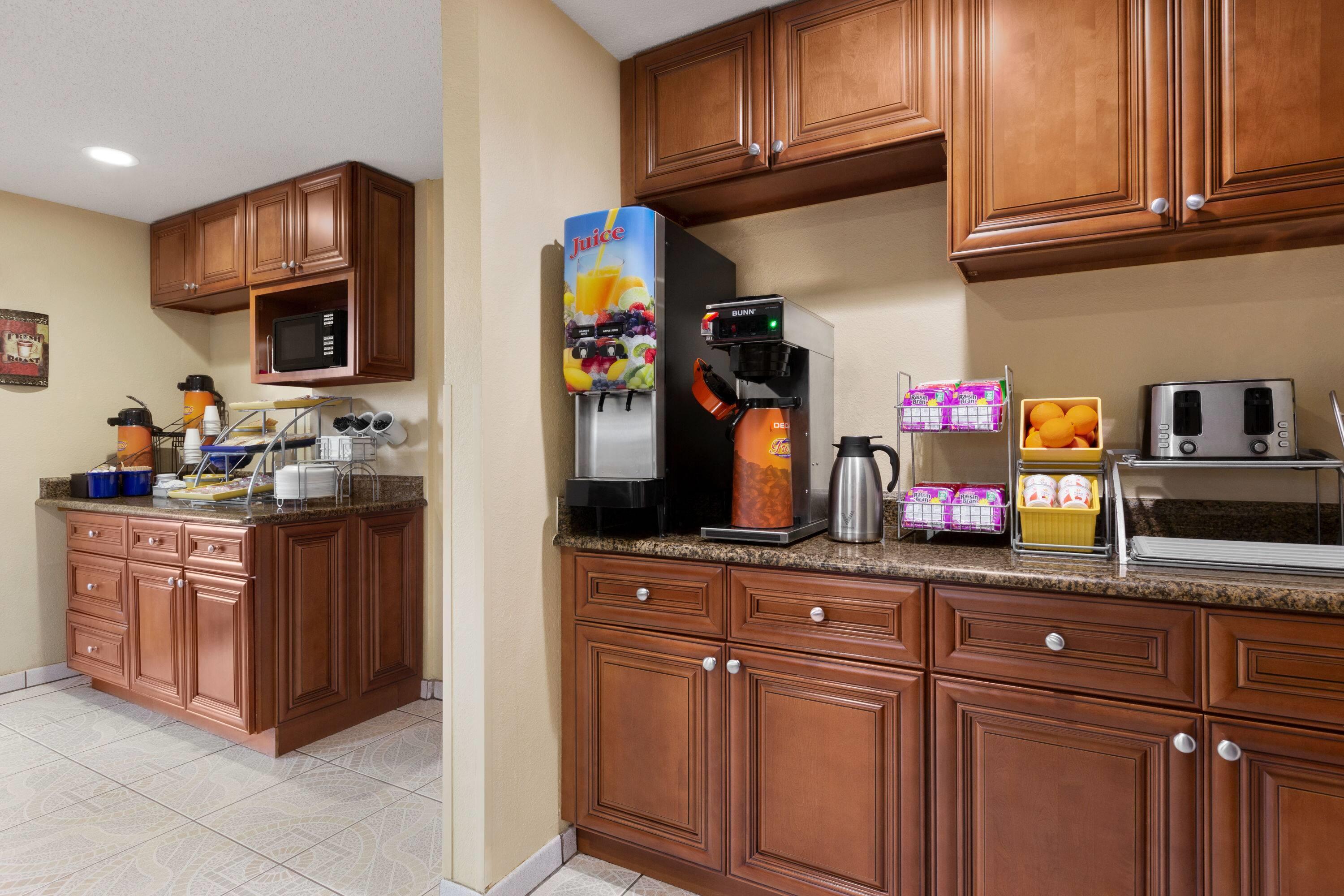 Days Inn by Wyndham Orange Park/Jacksonville