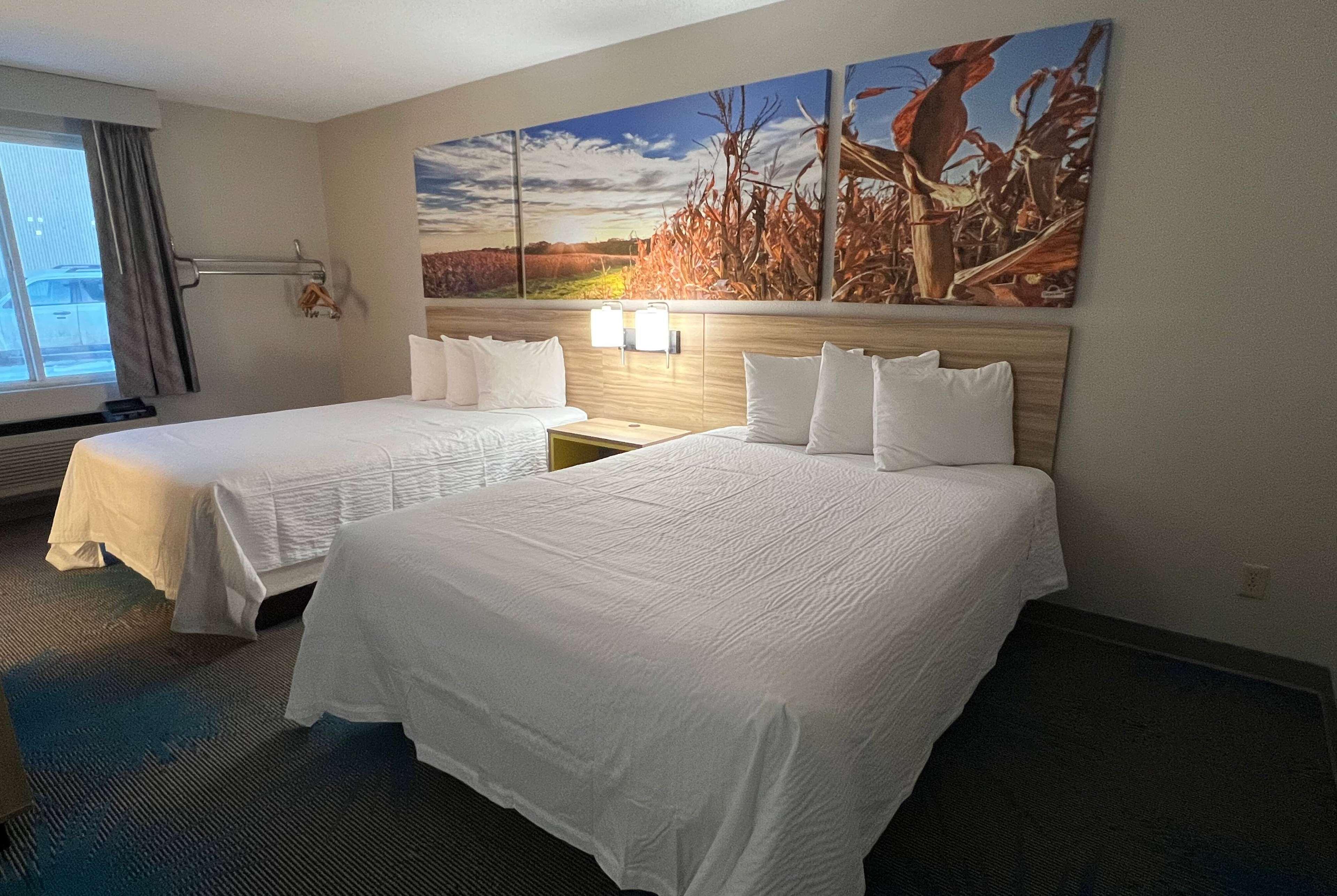Days Inn by Wyndham Jamestown