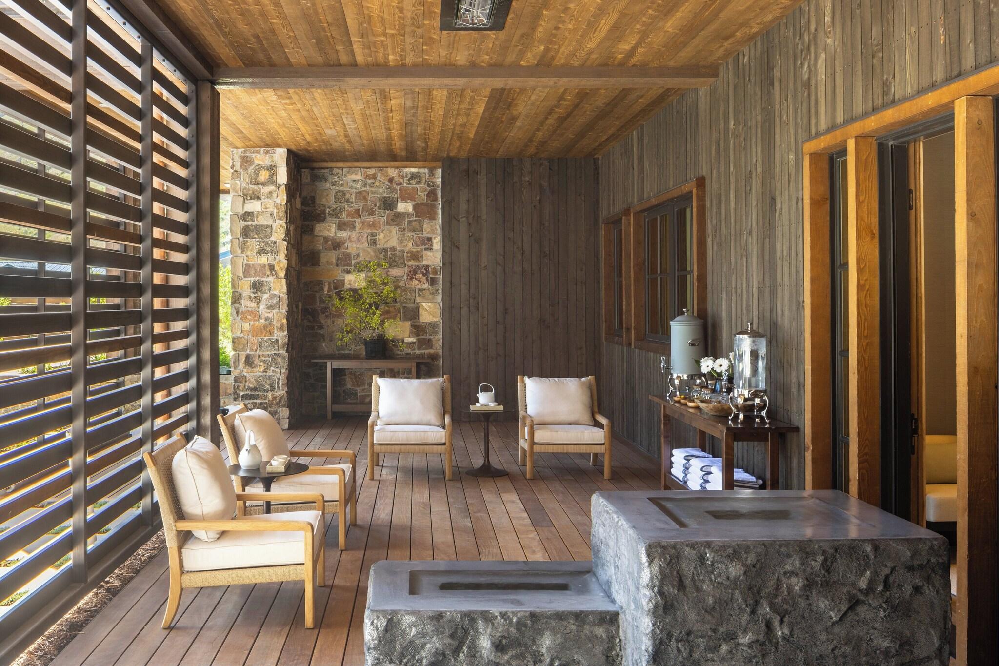 The Rusty Parrot Lodge and Spa by null