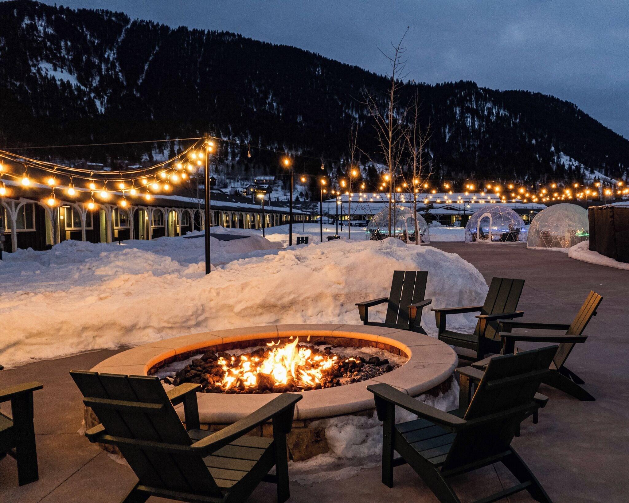 The Virginian Lodge by null