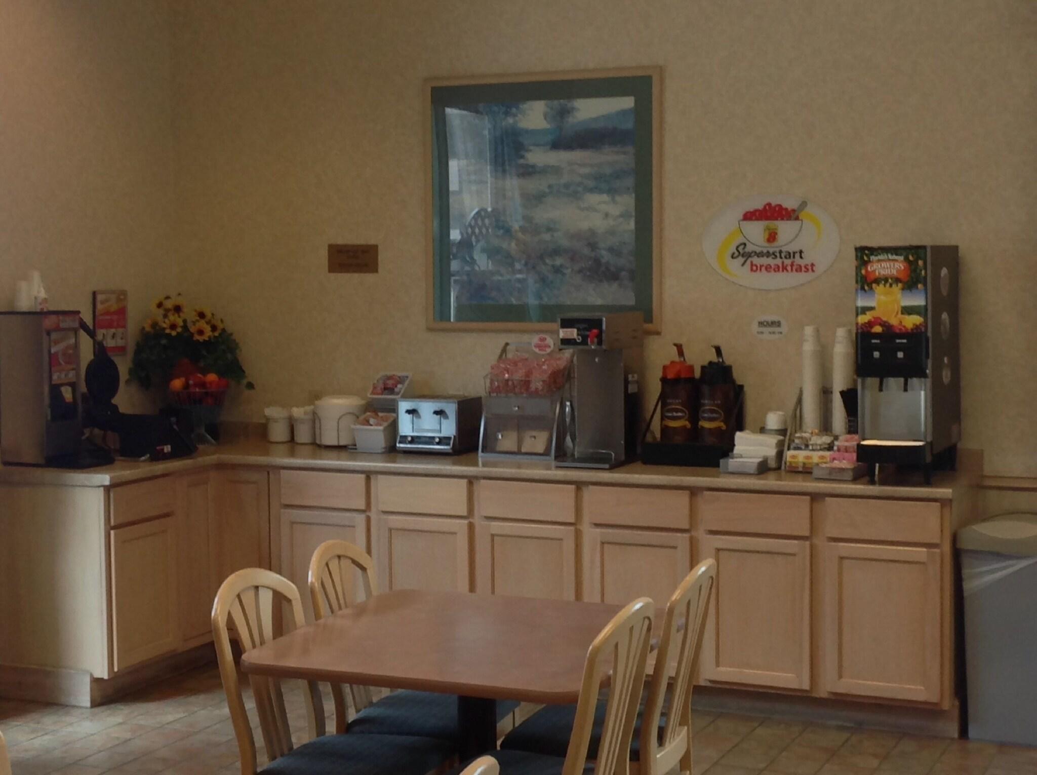 Super 8 by Wyndham Jasper TX