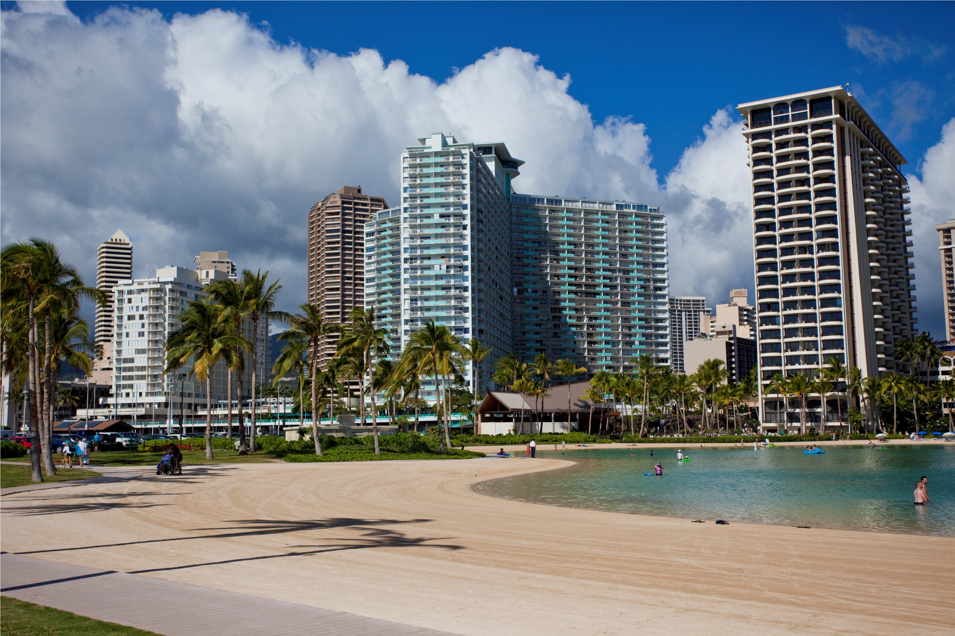 Waikiki Marina Resort at the Ilikai