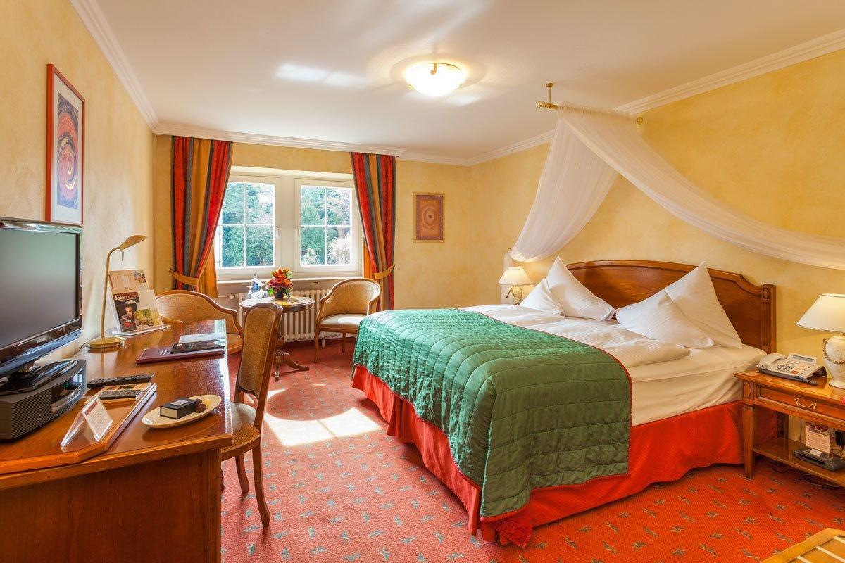 Romantik Hotel Schloss Rheinfels by null