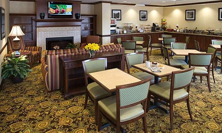 Country Inn&Suites Knoxville At Cedar Bluff Tn