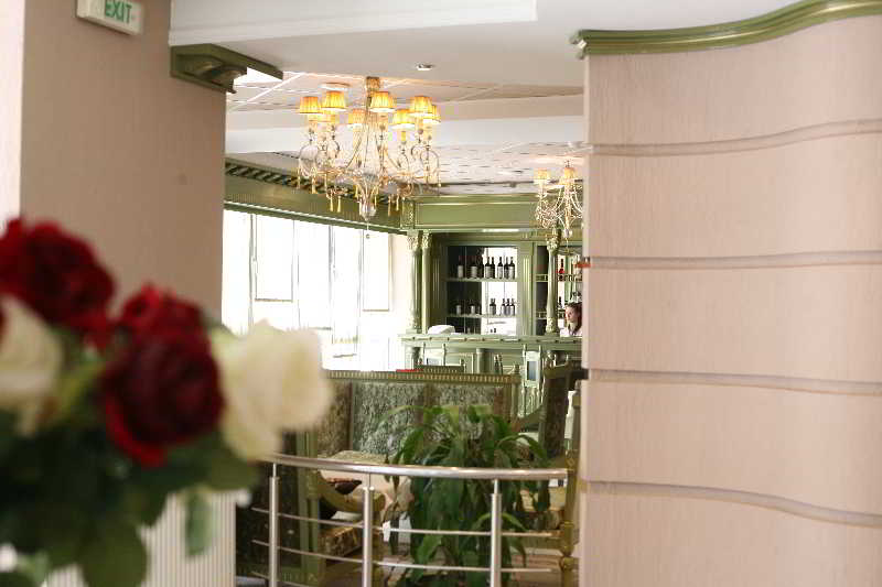 Mercure Chisinau Center Jazz Hotel by null