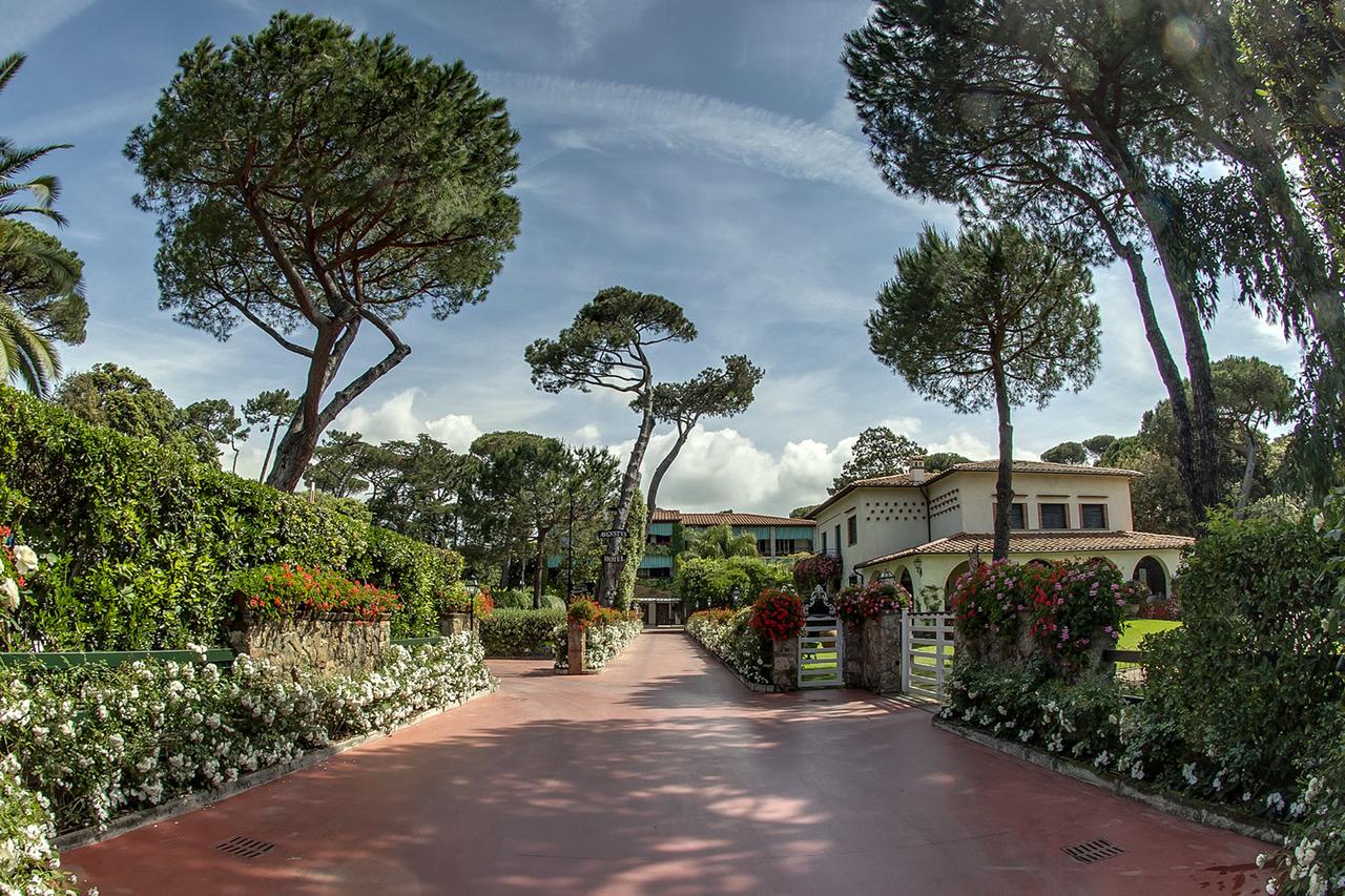 Augustus Hotel & Resort by null