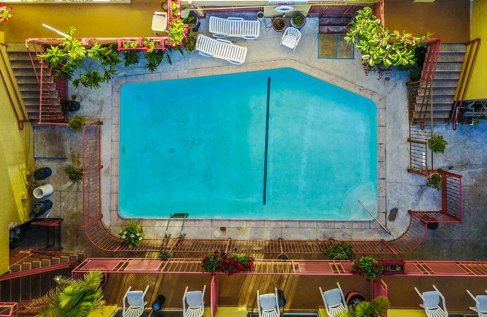 Hollywood Downtowner Inn