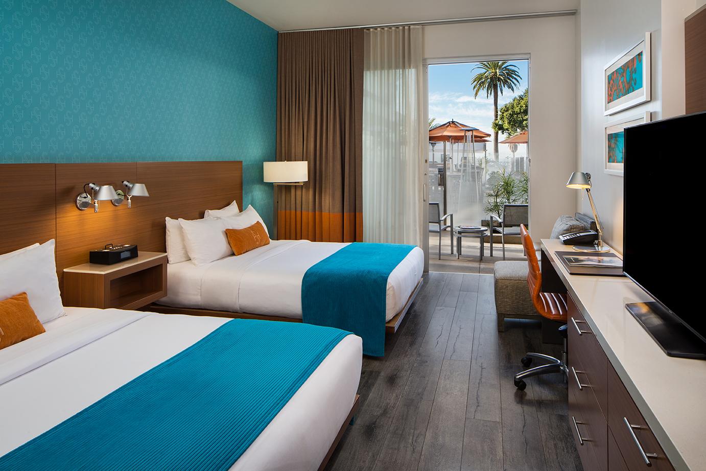 Shore Hotel