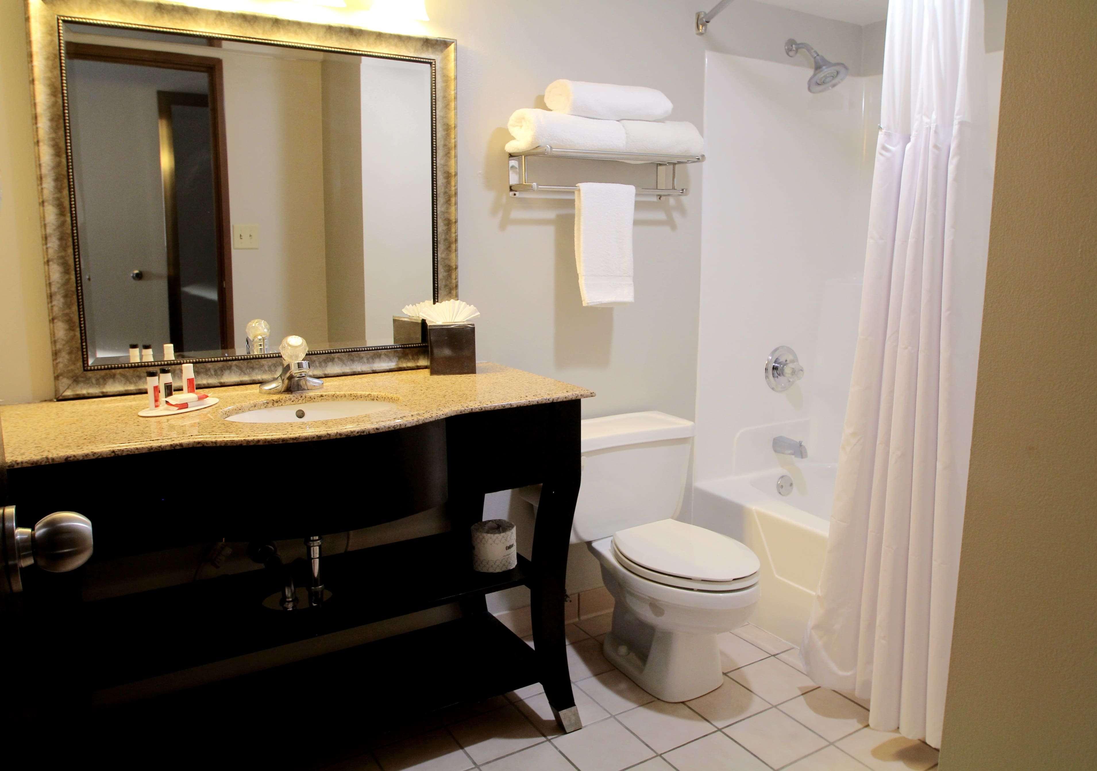 Baymont Inn & Suites Lafayette/Purdue Area