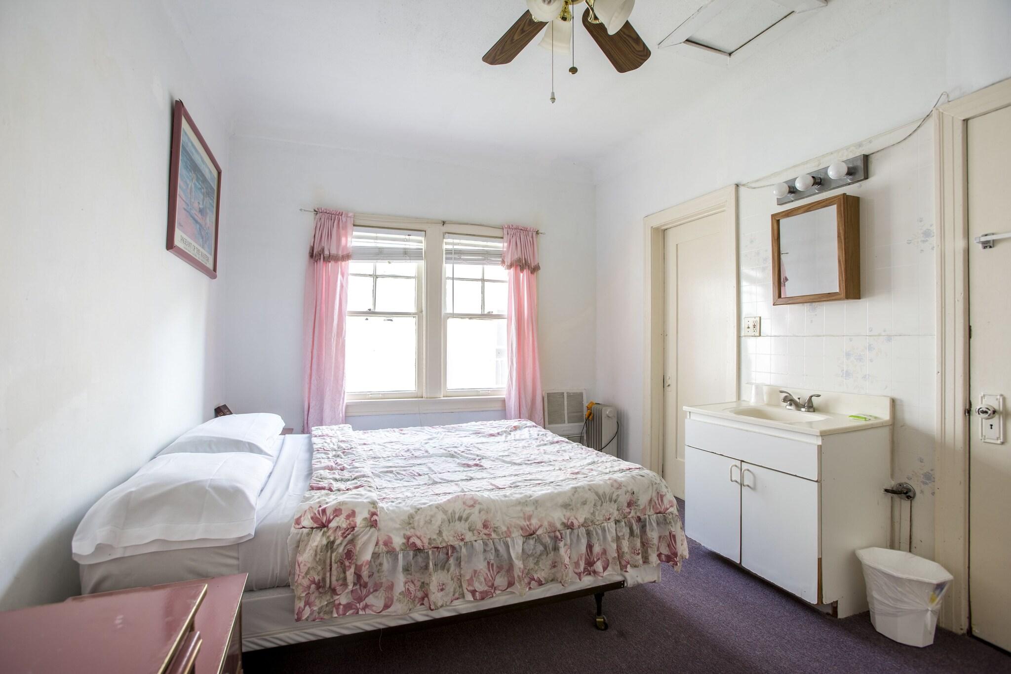 Hotel del Flores by null