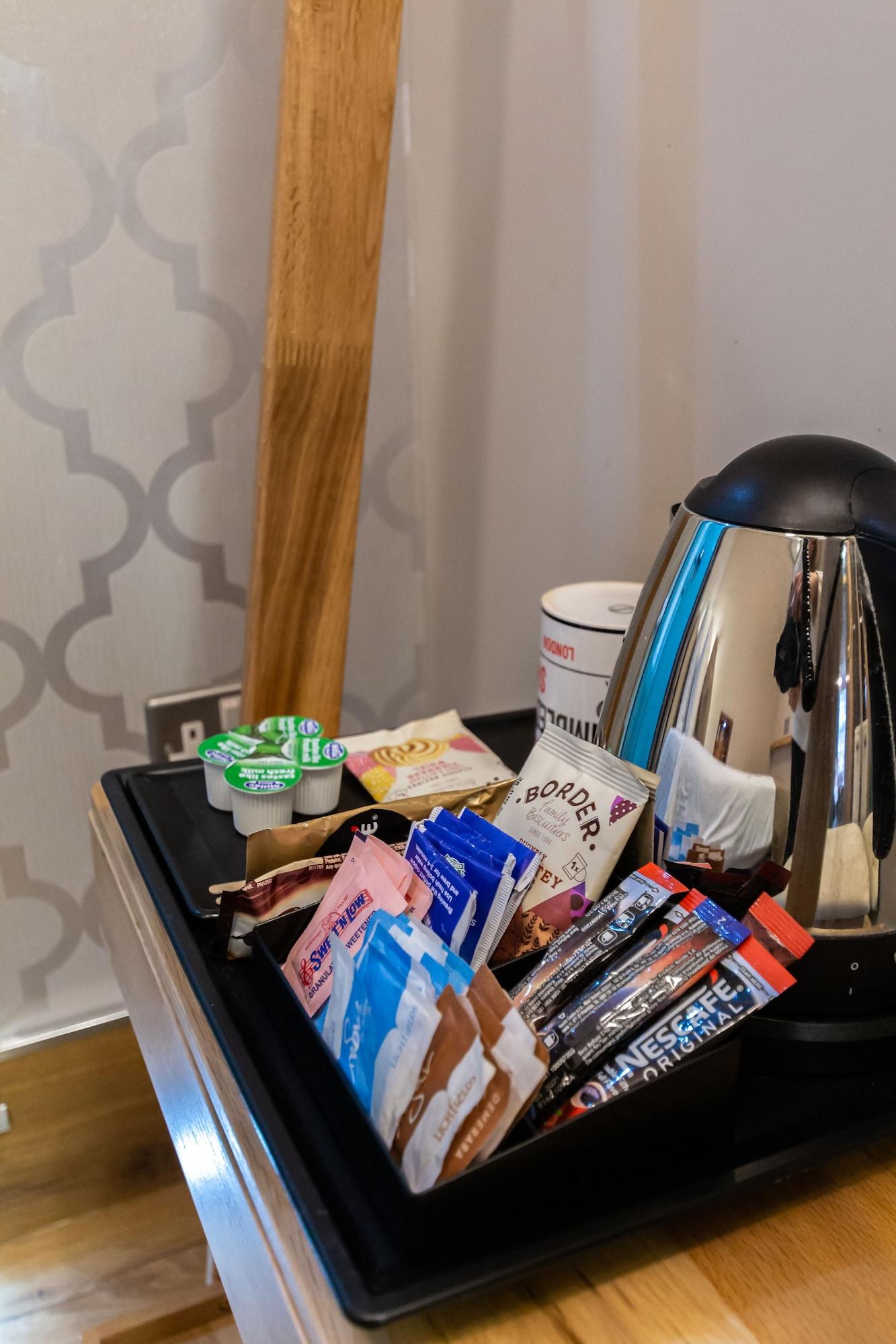 Arosfa Hotel London by...