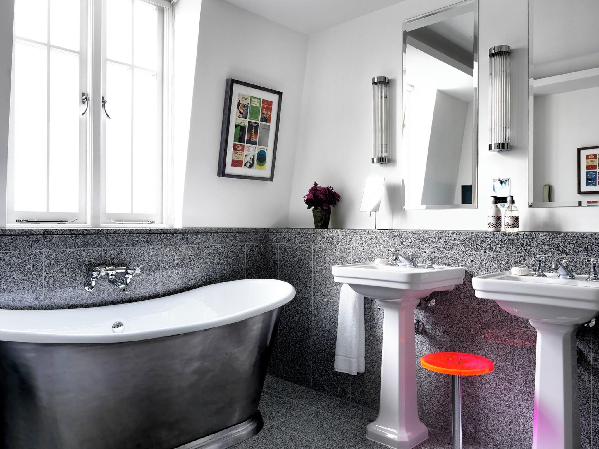 Covent Garden Hotel by null