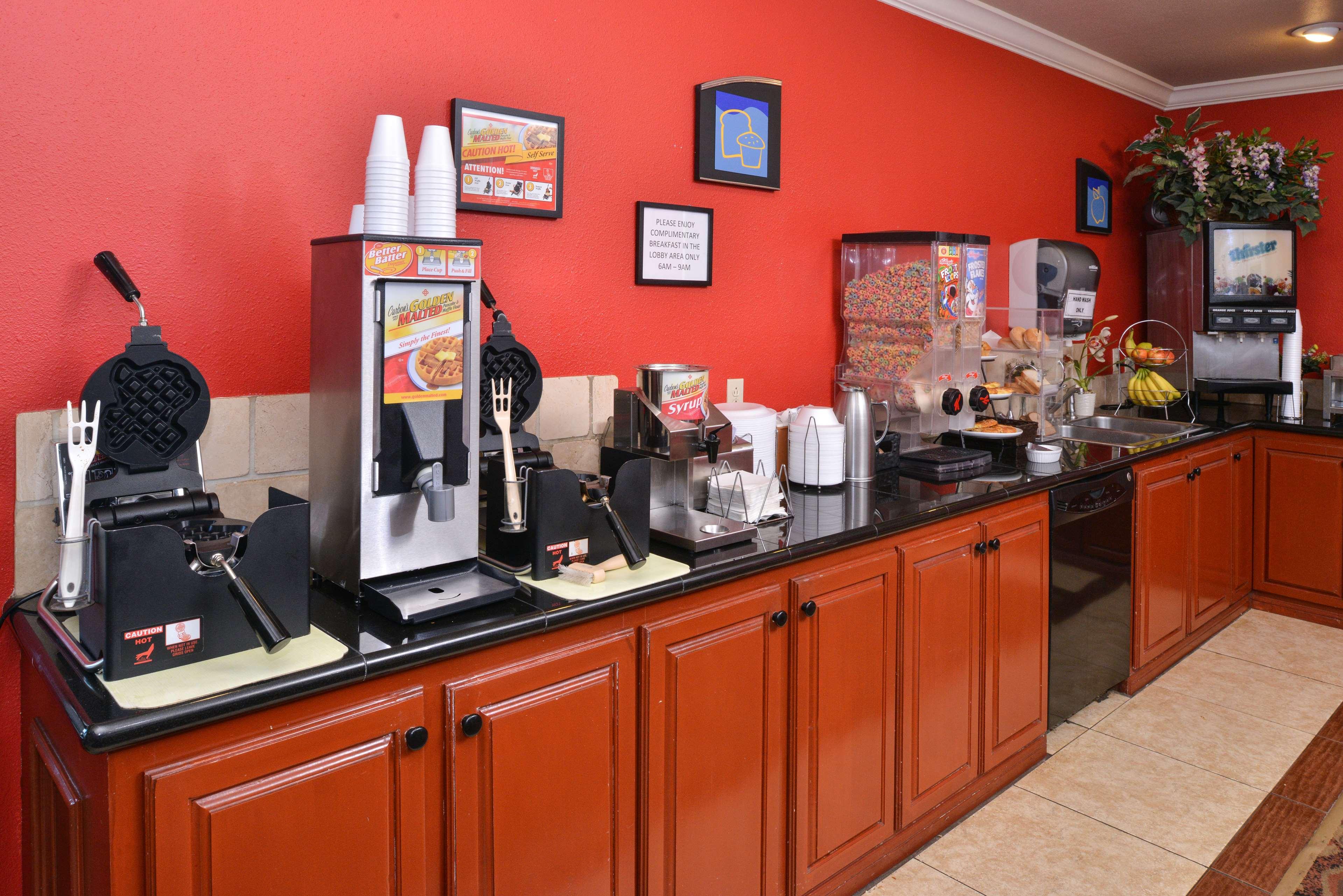Americas Best Value Inn Lubbock East