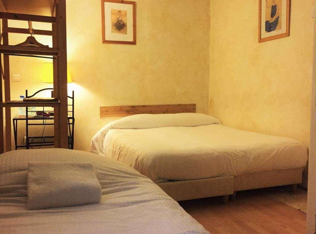 Académie Hôtel Lyon by null